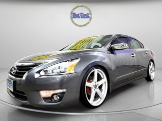 Used 2015 Nissan Altima 2.5 S w/ Special Edition Package image 1