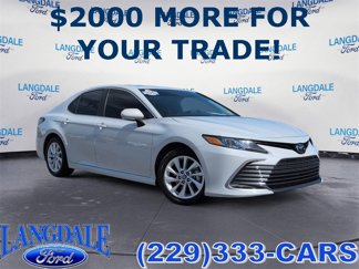 Used 2024 Toyota Camry LE image 1