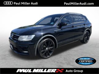 Used 2020 Volkswagen Tiguan SE R-Line image 1