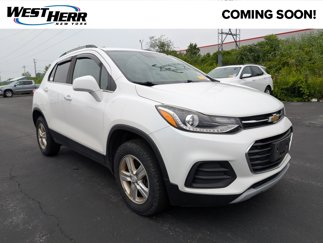 Used 2017 Chevrolet Trax LT w/ LT Convenience Package image 1