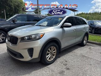 Used 2019 Kia Sorento LX image 1