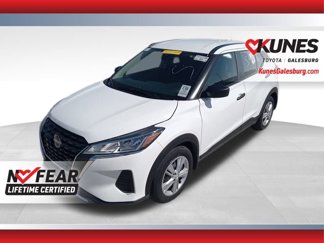 Used 2024 Nissan Kicks S image 1