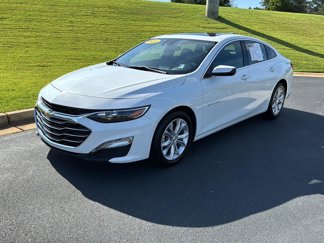 Used 2024 Chevrolet Malibu LT image 1