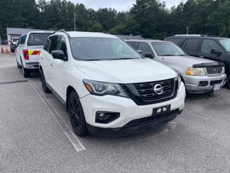 Used 2018 Nissan Pathfinder SL w/ Midnight Edition Floor Mats image 1