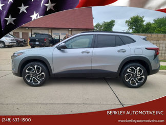Used 2025 Chevrolet Trax RS w/ Driver Confidence Package image 1