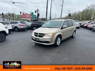 Used 2014 Dodge Grand Caravan SXT image 1