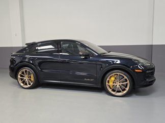 Used 2023 Porsche Cayenne Turbo GT image 1