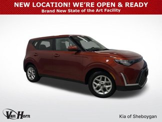 Used 2023 Kia Soul S image 1