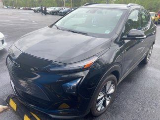 Used 2023 Chevrolet Bolt EUV LT w/ Convenience Package image 1