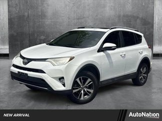 Used 2017 Toyota RAV4 XLE image 1