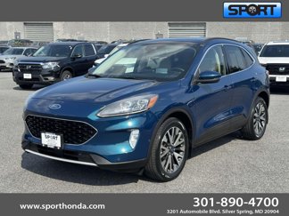 Used 2020 Ford Escape Titanium image 1