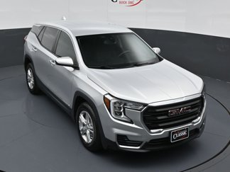 Used 2022 GMC Terrain SLE image 1