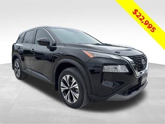 Used 2022 Nissan Rogue SV image 1