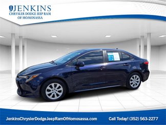 Used 2022 Toyota Corolla LE image 1
