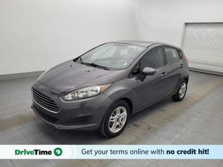 Used 2017 Ford Fiesta SE image 1