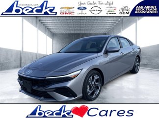 Used 2025 Hyundai Elantra SEL image 1