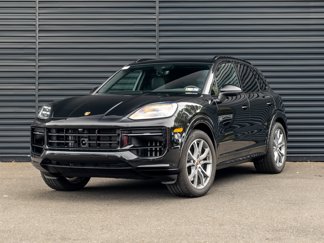 Certified 2025 Porsche Cayenne image 1
