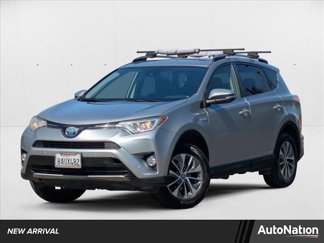 Used 2017 Toyota RAV4 XLE video 1