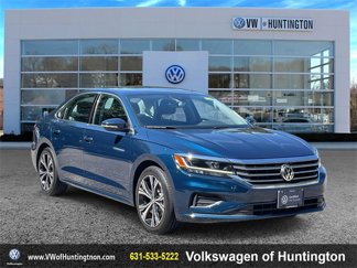 Certified 2021 Volkswagen Passat 2.0T SE image 1