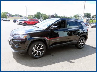 New 2025 Jeep Compass Limited image 1
