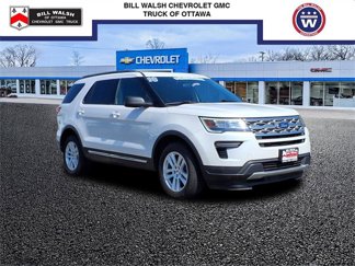 Used 2018 Ford Explorer XLT image 1