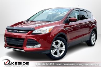 Used 2016 Ford Escape SE image 1
