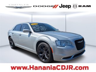 Used 2022 Chrysler 300 Touring image 1