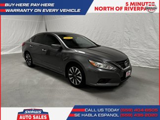 Used 2017 Nissan Altima 2.5 SV image 1