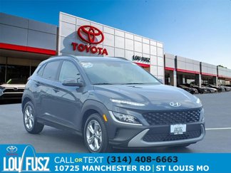 Used 2023 Hyundai Kona SEL image 1