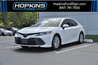 Used 2019 Toyota Camry LE image 1