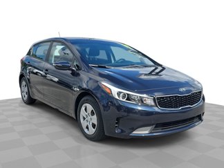 Used 2017 Kia Forte LX image 1
