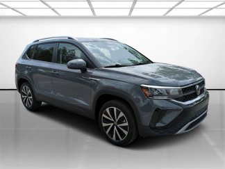 Used 2022 Volkswagen Taos SE image 1