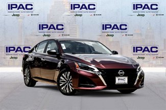 Used 2024 Nissan Altima 2.5 SV image 1