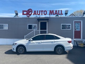 Used 2019 Volkswagen Jetta SE image 1