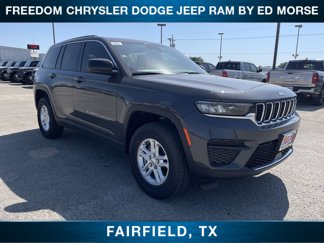 New 2025 Jeep Grand Cherokee Laredo image 1