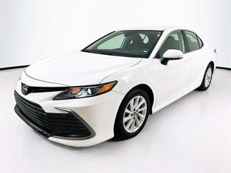 Used 2024 Toyota Camry LE image 1