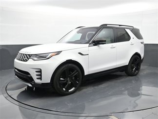 Used 2023 Land Rover Discovery Metropolitan Edition image 1