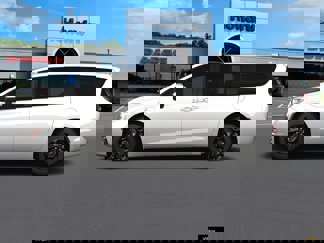 New 2023 Chrysler Pacifica Touring-L w/ Uconnect Theater Family Group image 1