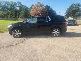 Used 2020 Chevrolet Traverse LT w/ LT Premium Package image 1