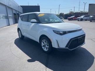 Used 2024 Kia Soul LX w/ Option Group 015 image 1