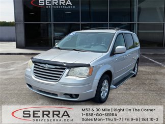 Used 2010 Chrysler Town & Country Touring Plus image 1