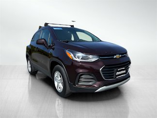 Used 2020 Chevrolet Trax LT w/ LT Convenience Package image 1