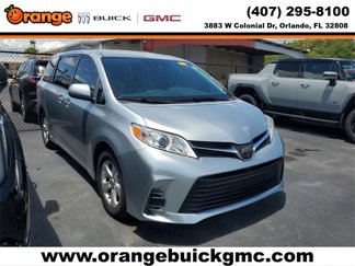 Used 2020 Toyota Sienna LE image 1