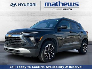 Used 2024 Chevrolet TrailBlazer LT image 1