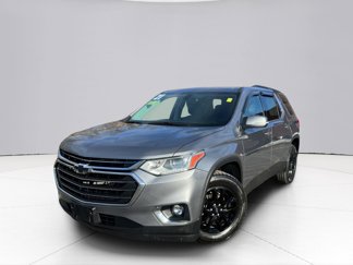 Used 2021 Chevrolet Traverse LT image 1