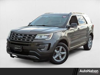 Used 2017 Ford Explorer XLT w/ Equipment Group 202A image 1