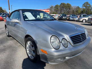 Used 2001 Mercedes-Benz CLK 320 Cabriolet image 1