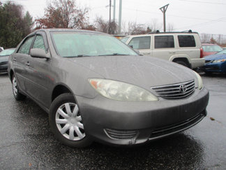 Used 2006 Toyota Camry LE w/ Fleet Convenience Pkg image 1