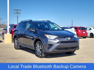 Used 2017 Toyota RAV4 LE image 1