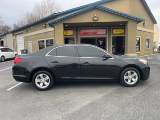 Used 2015 Chevrolet Malibu LT image 1